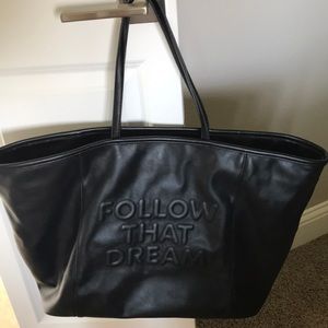 BCBG “Follow that Dream” Tote, Beach Bag, Travel
